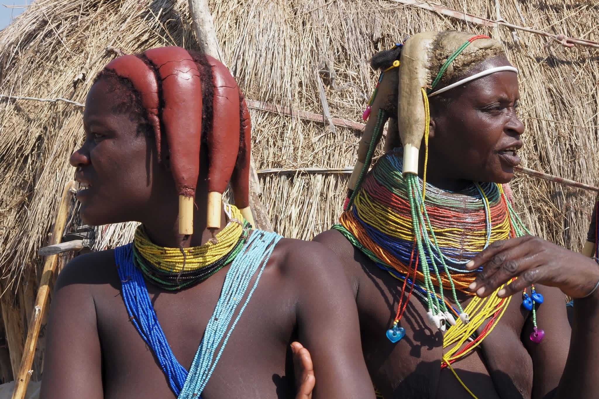 Women in traditional ochre hairstyles